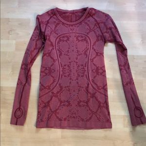 Lululemon Swiftly Tech Long Sleeve Crew